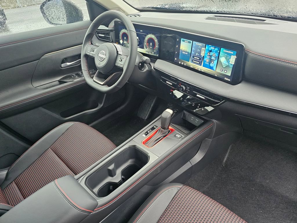 New 2026 Nissan Kicks SR w/ Cold Weather Package image 27