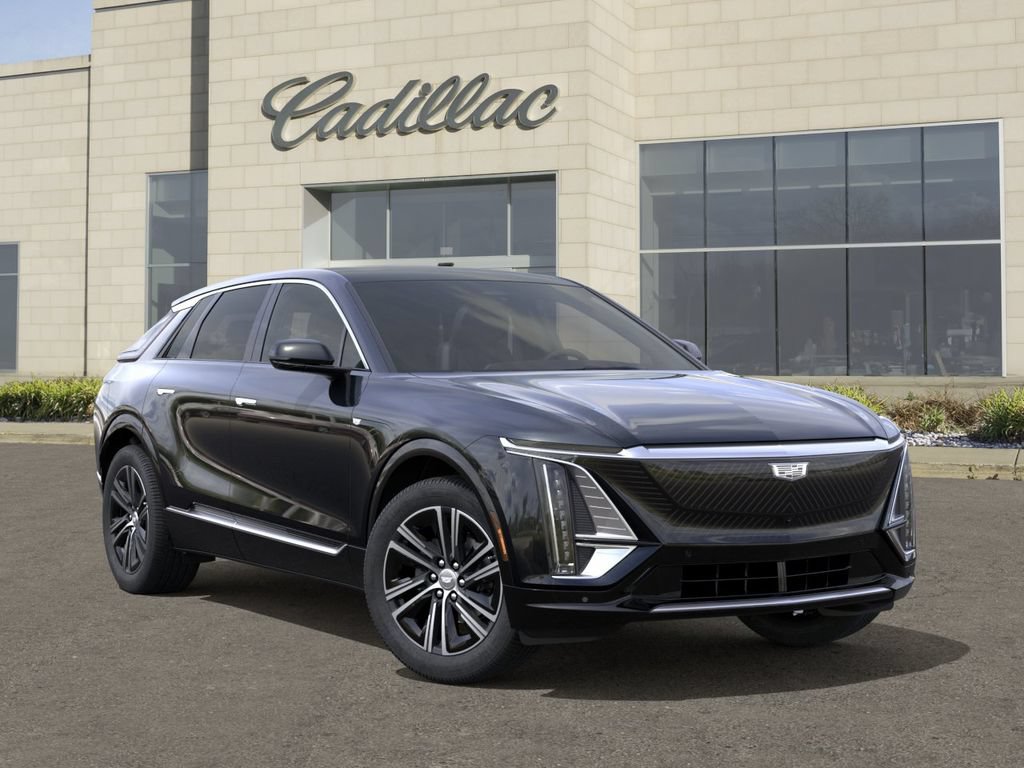 New 2027 Cadillac Lyriq Luxury w/ LPO, Floor Liner Package AWD/4WD image 7