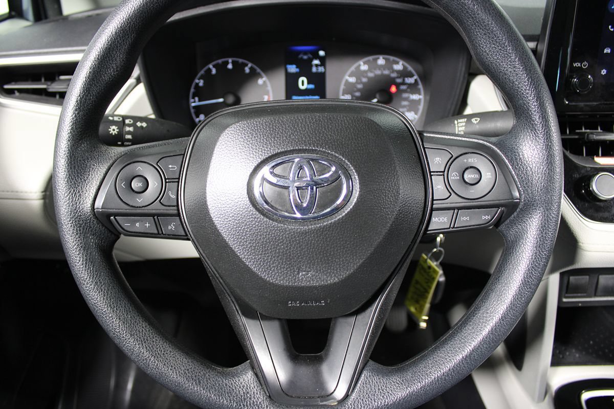 Used 2025 Toyota Corolla Cross L FWD image 10