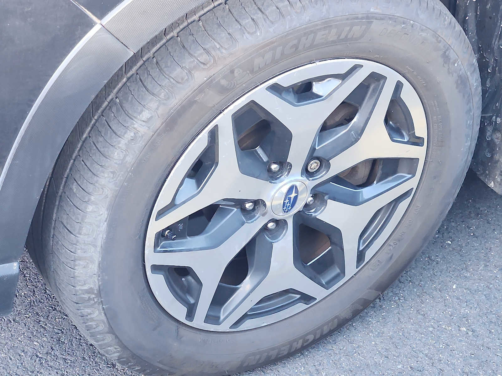 Used 2019 Subaru Forester Premium w/ All-Weather Package image 6