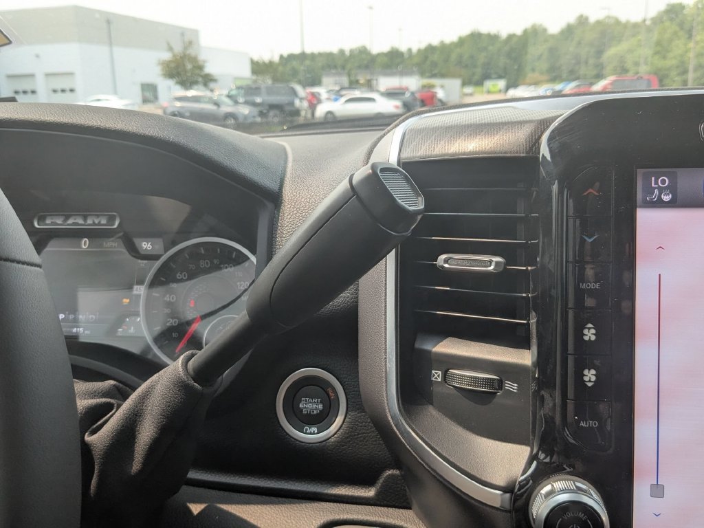 New 2026 RAM 3500 Big Horn AWD/4WD image 26