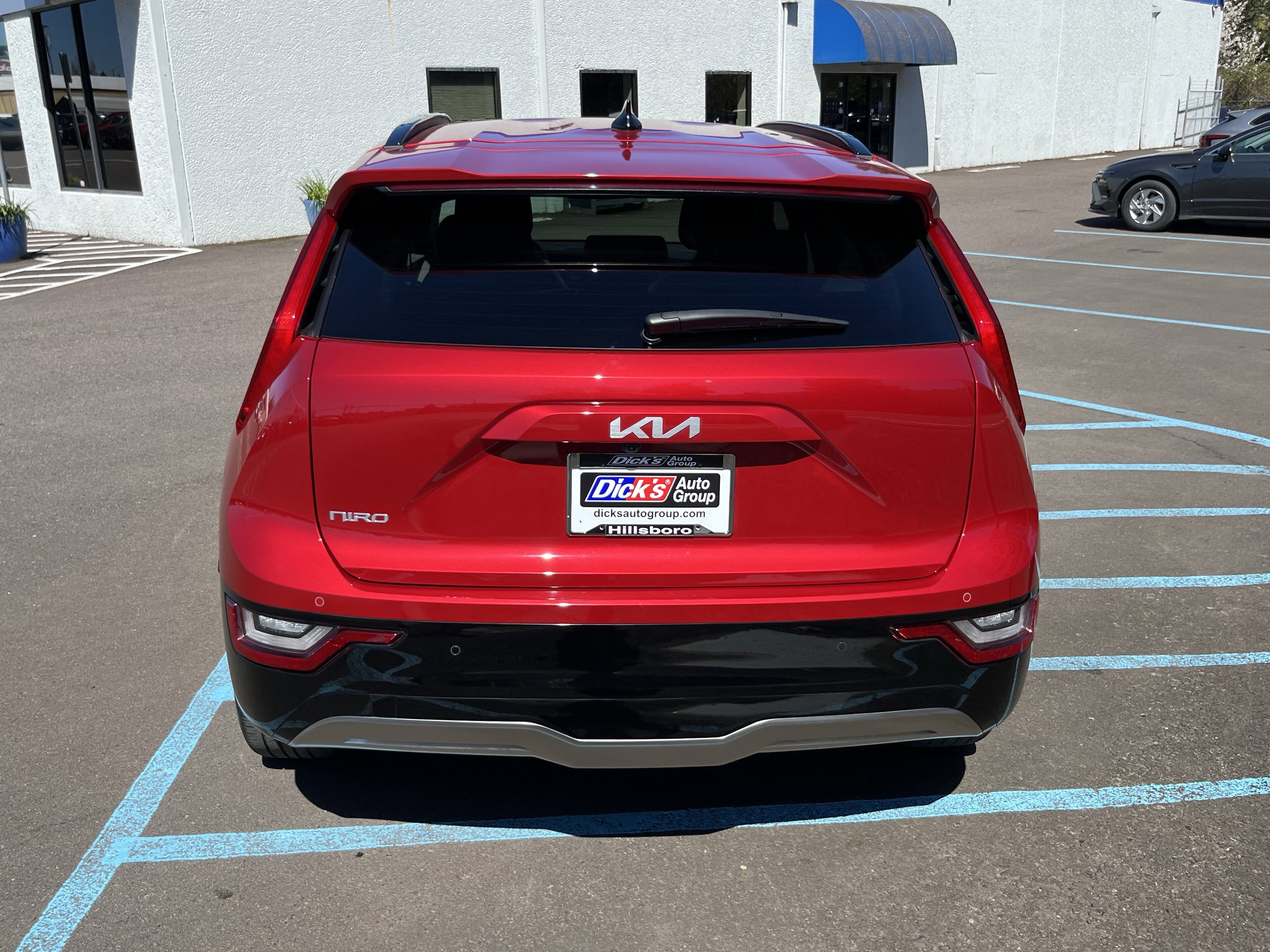 Used 2023 Kia Niro Wave image 4