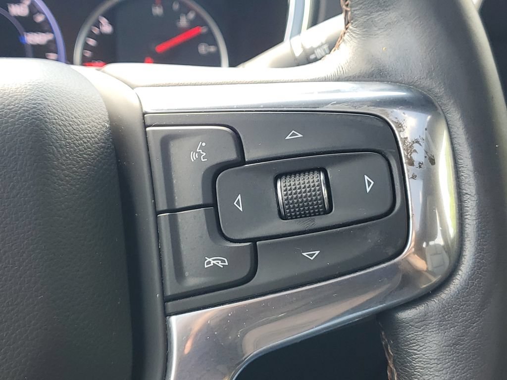 Used 2019 Chevrolet Blazer Premier w/ Sun and Wheels Package AWD/4WD image 11