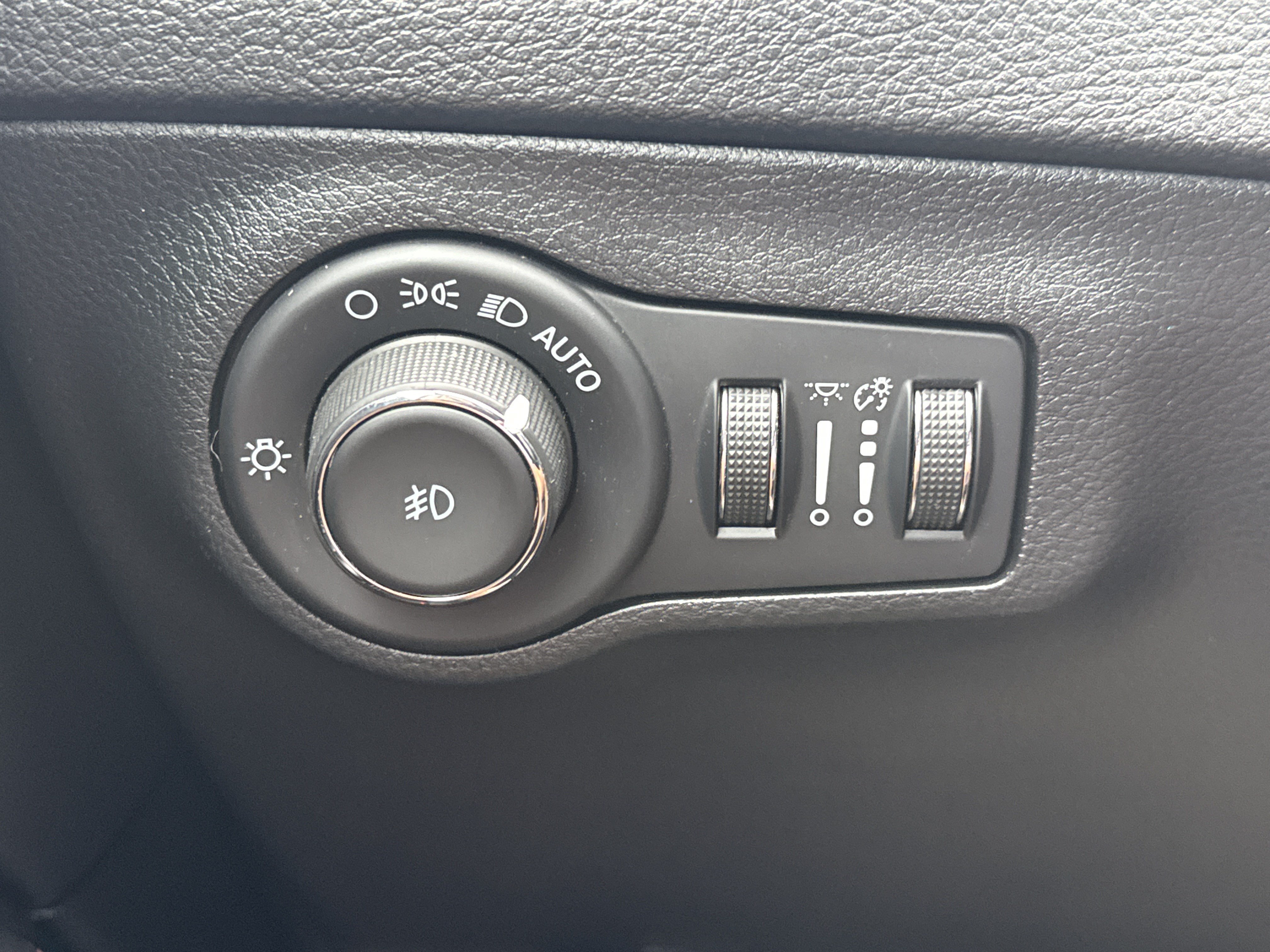Used 2021 Jeep Compass Trailhawk AWD/4WD image 21