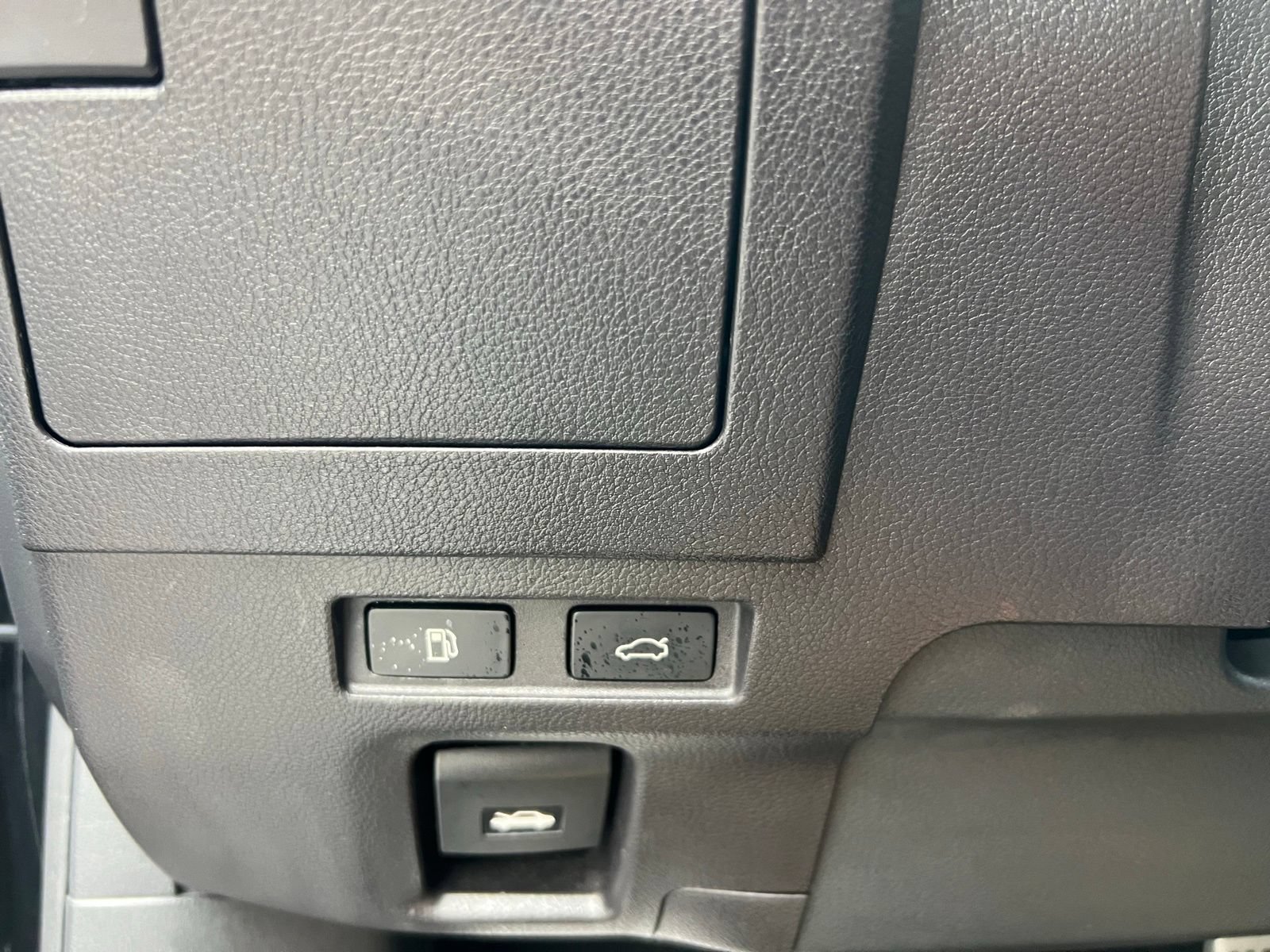 Used 2020 Lexus ES 350 F Sport w/ Accessory Package FWD image 31