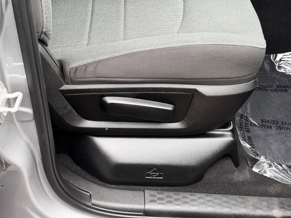 Used 2024 RAM 1500 Classic Warlock image 25