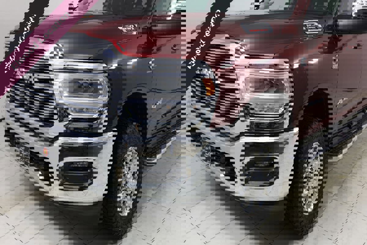 Used 2024 RAM 3500 Laramie image 47