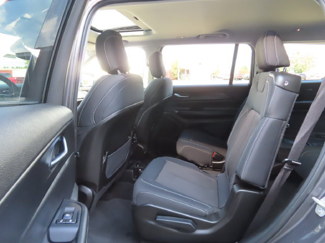 Used 2023 Jeep Grand Cherokee L Laredo w/ Luxury Tech Group I AWD/4WD image 21