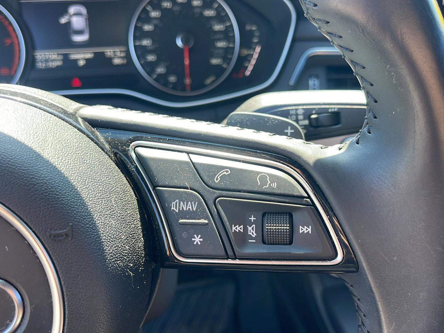 Used 2017 Audi A4 2.0T Ultra Premium w/ Convenience Package image 16