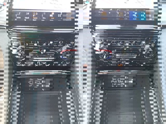 New 2025 Jeep Grand Cherokee L Limited w/ Luxury Tech Group II image 9