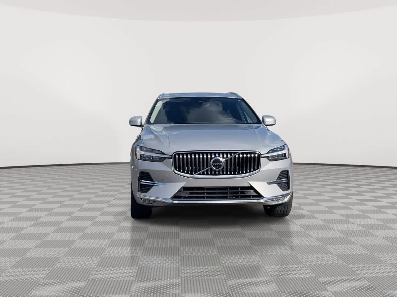 Used 2023 Volvo XC60 B5 Ultimate AWD/4WD image 3