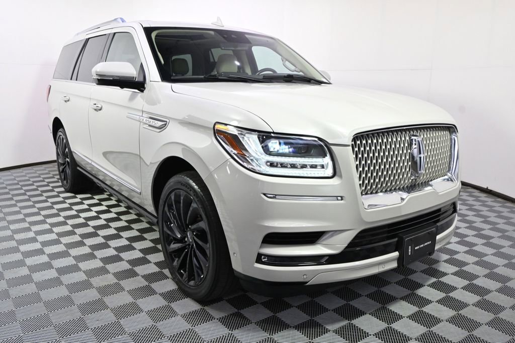 Used 2021 Lincoln Navigator Reserve AWD/4WD image 9