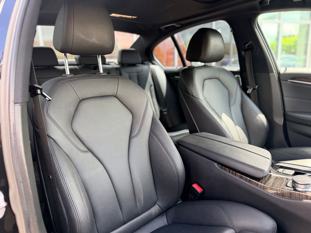 Used 2019 BMW 530i xDrive w/ Convenience Package AWD/4WD image 22
