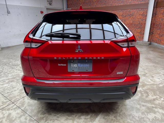 Used 2024 Mitsubishi Eclipse Cross LE image 4