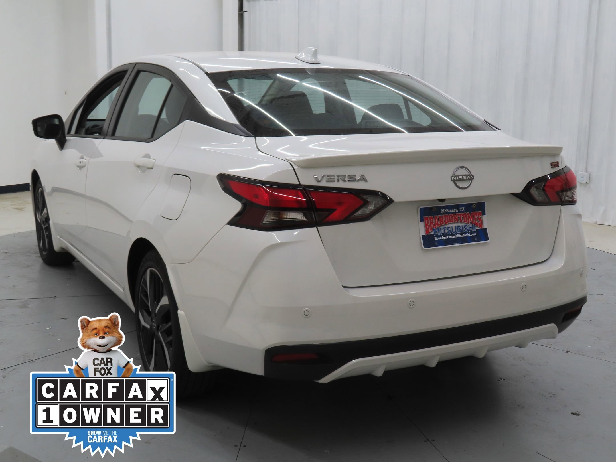 Used 2025 Nissan Versa SR w/ Trunk Package FWD image 6