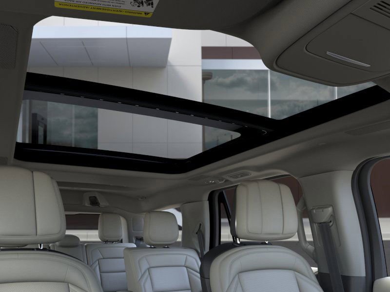 New 2025 Lincoln Navigator Reserve image 23