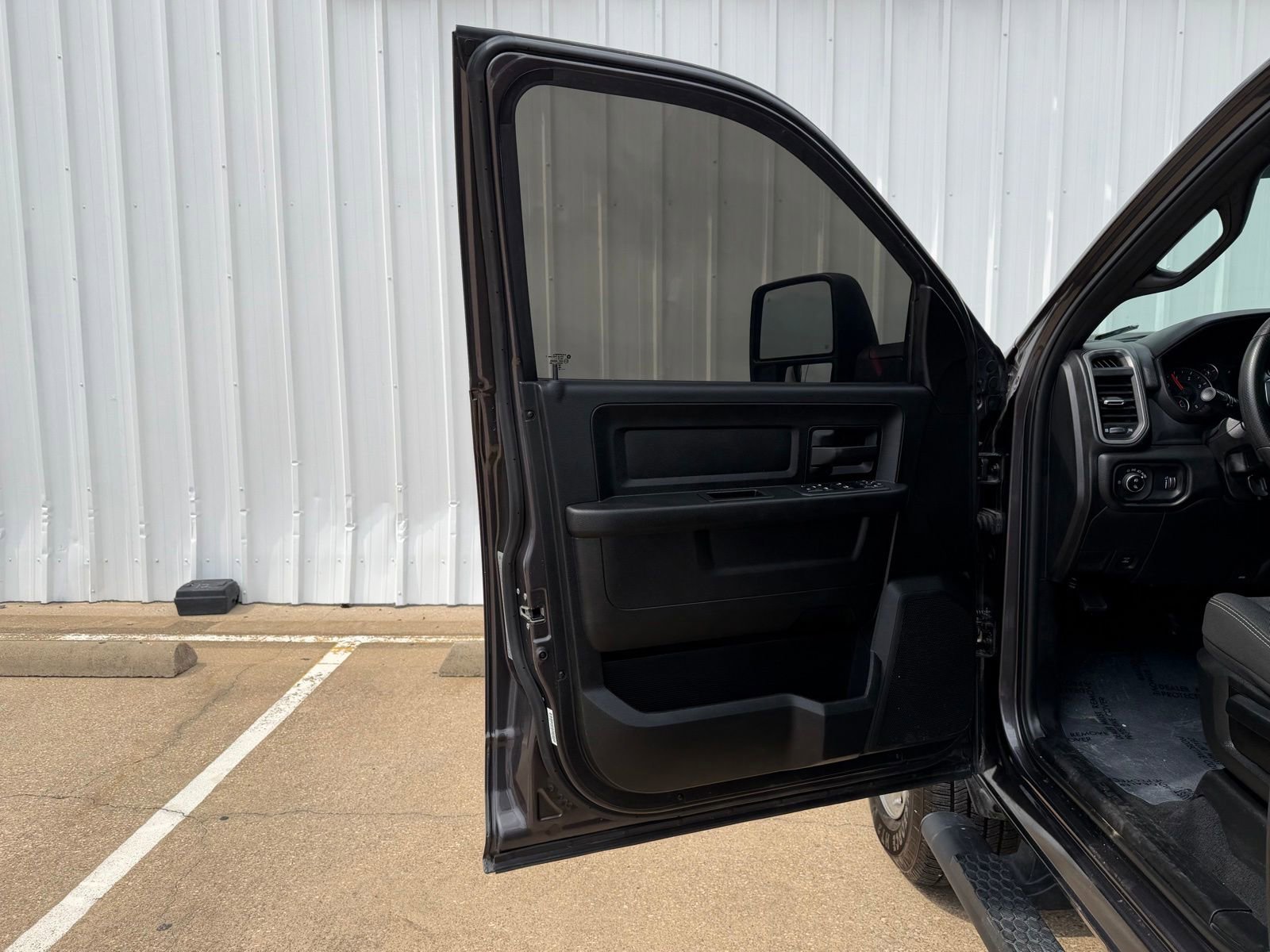 Used 2025 RAM 2500 Tradesman AWD/4WD image 20