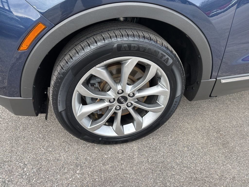 Used 2017 Lincoln MKC Select w/ Lincoln MKC Climate Package image 8