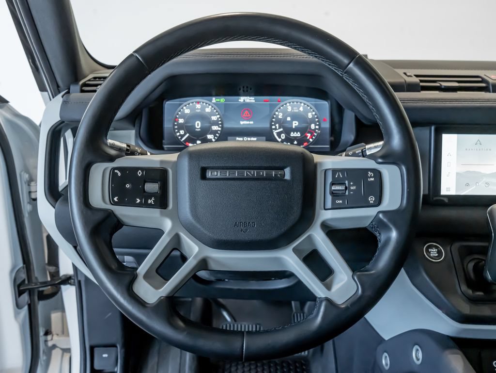 Used 2021 Land Rover Defender 110 SE AWD/4WD image 14