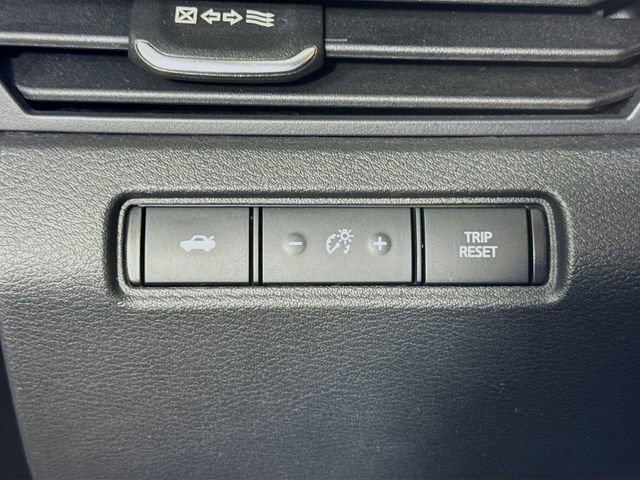 Used 2024 Nissan Altima 2.5 SR image 10