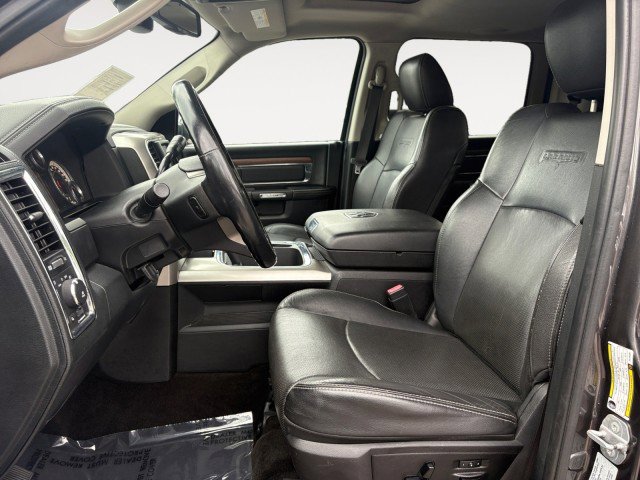 Used 2016 RAM 3500 Laramie AWD/4WD image 11