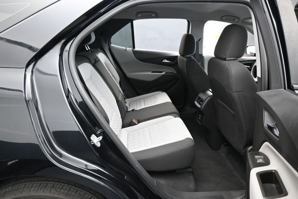 Used 2023 Chevrolet Equinox LS FWD image 30