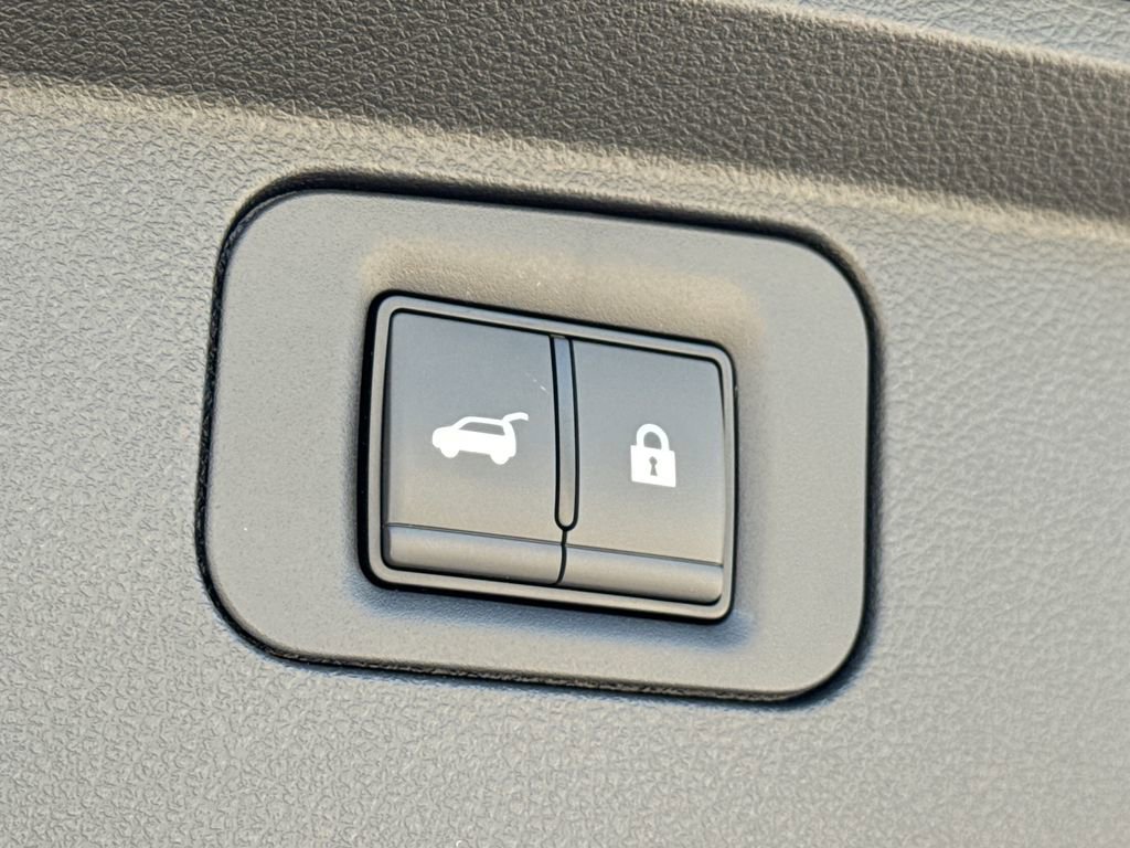 New 2026 Nissan Armada Platinum w/ Convenience Package image 14