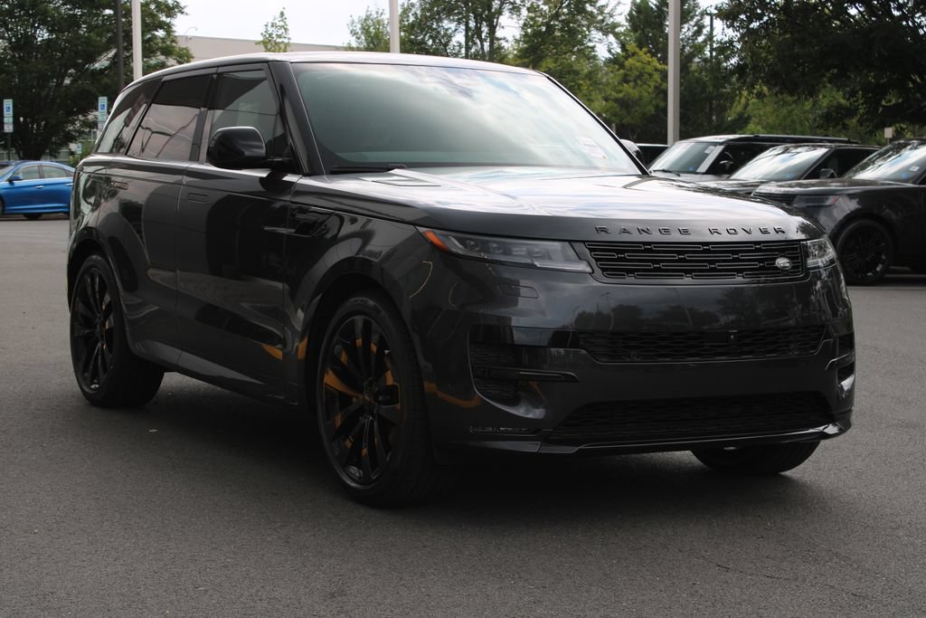 New 2026 Land Rover Range Rover Sport Dynamic SE AWD/4WD image 2