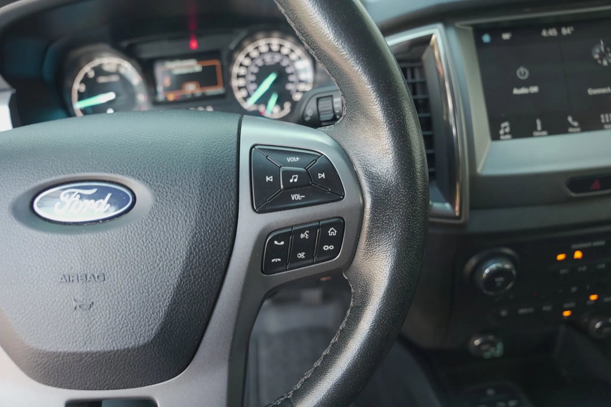 Used 2019 Ford Ranger XLT w/ Equipment Group 301A Mid image 16