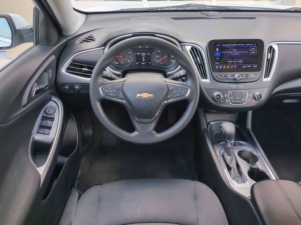 Used 2024 Chevrolet Malibu LT image 16