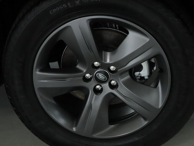 Certified 2025 Land Rover Range Rover Velar Dynamic SE image 38