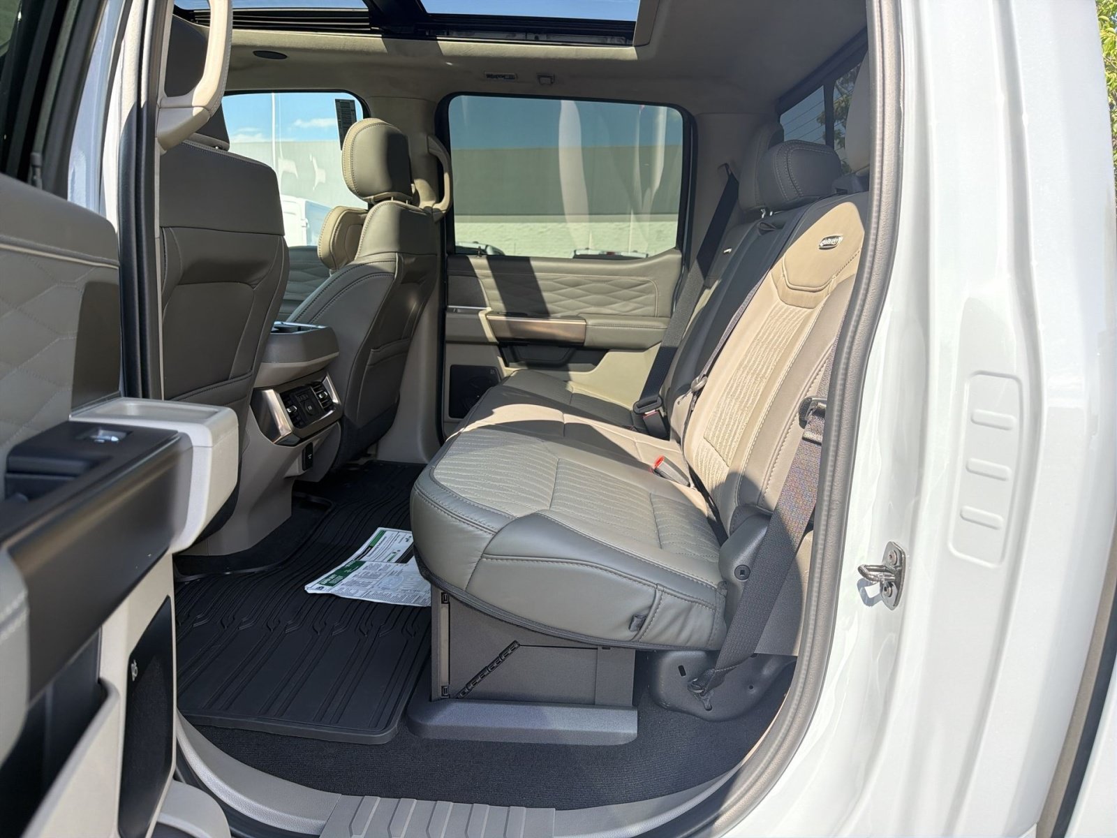 New 2026 Ford F450 Platinum w/ Platinum Plus Package AWD/4WD image 20