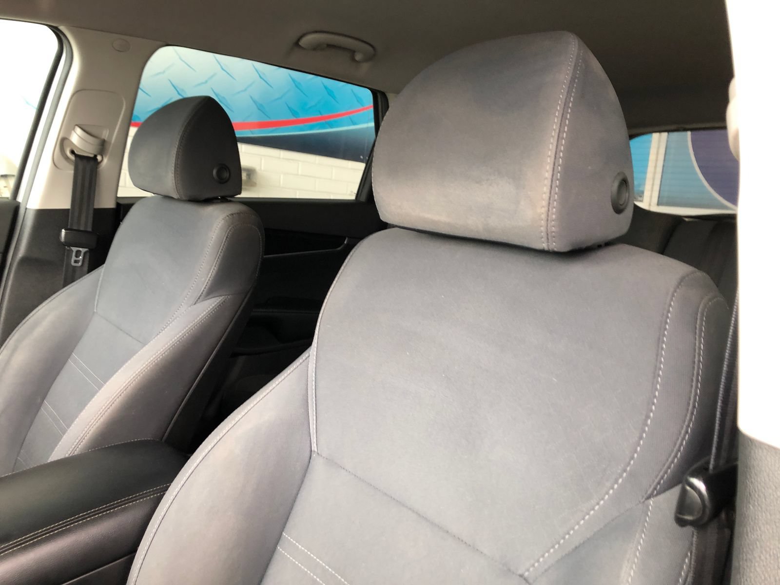 Used 2018 Kia Sorento L FWD image 21