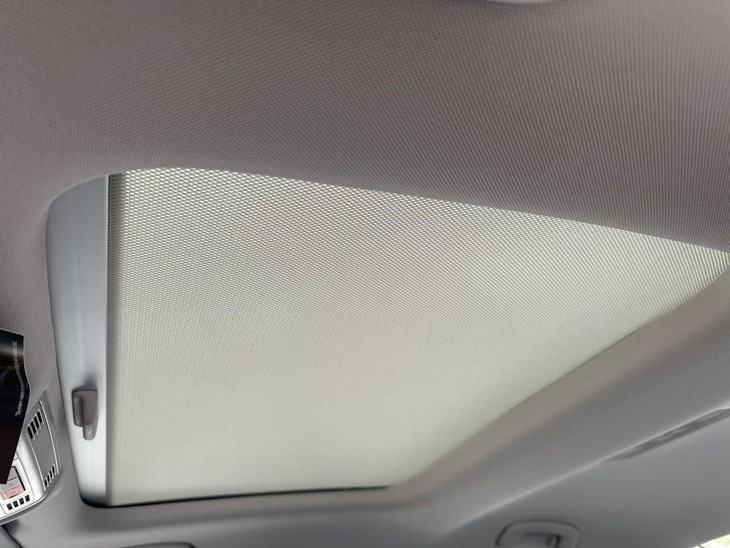 New 2026 Volkswagen Jetta SE FWD image 9