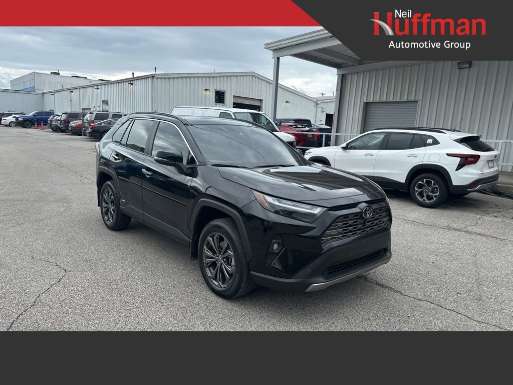 Used 2025 Toyota RAV4 Limited w/ Advanced Technology Package AWD/4WD image 1