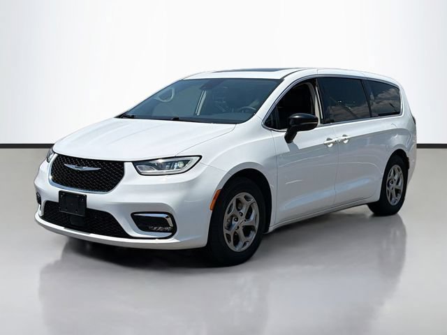 Used 2023 Chrysler Pacifica Touring-L FWD video 1