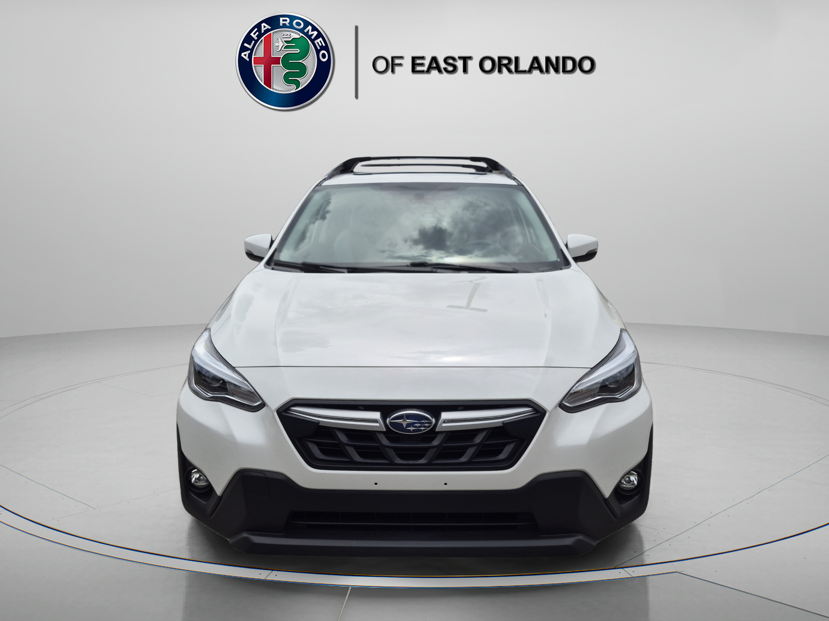 Used 2022 Subaru Crosstrek 2.5i Limited w/ Moonroof Package 2 AWD/4WD image 2