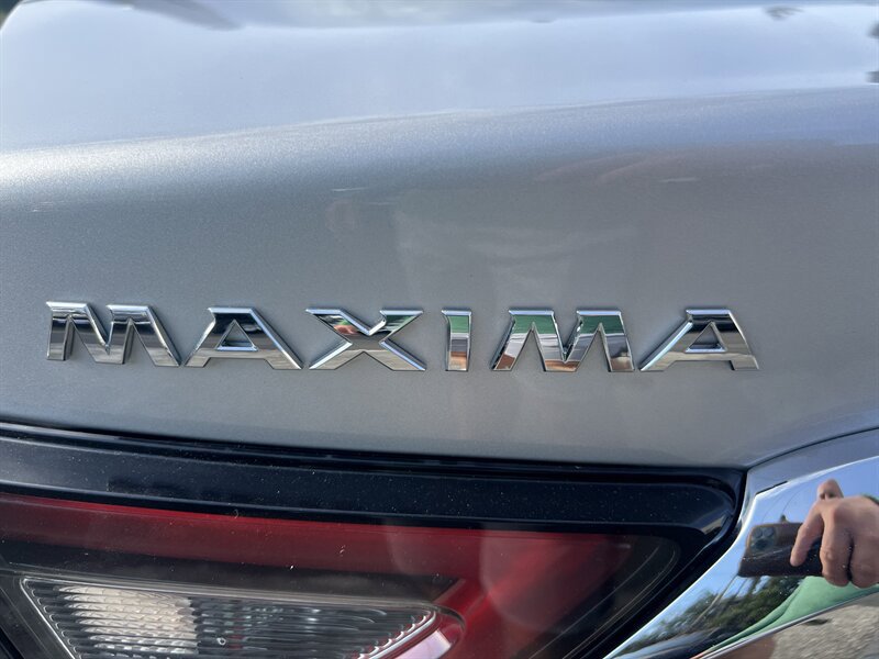 Used 2020 Nissan Maxima 3.5 SV w/ Floor Mat Group FWD image 15
