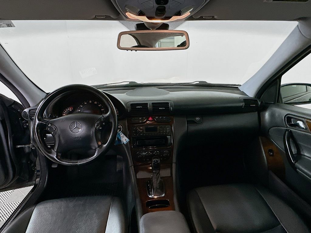 Used 2003 Mercedes-Benz C 240 Sedan image 3
