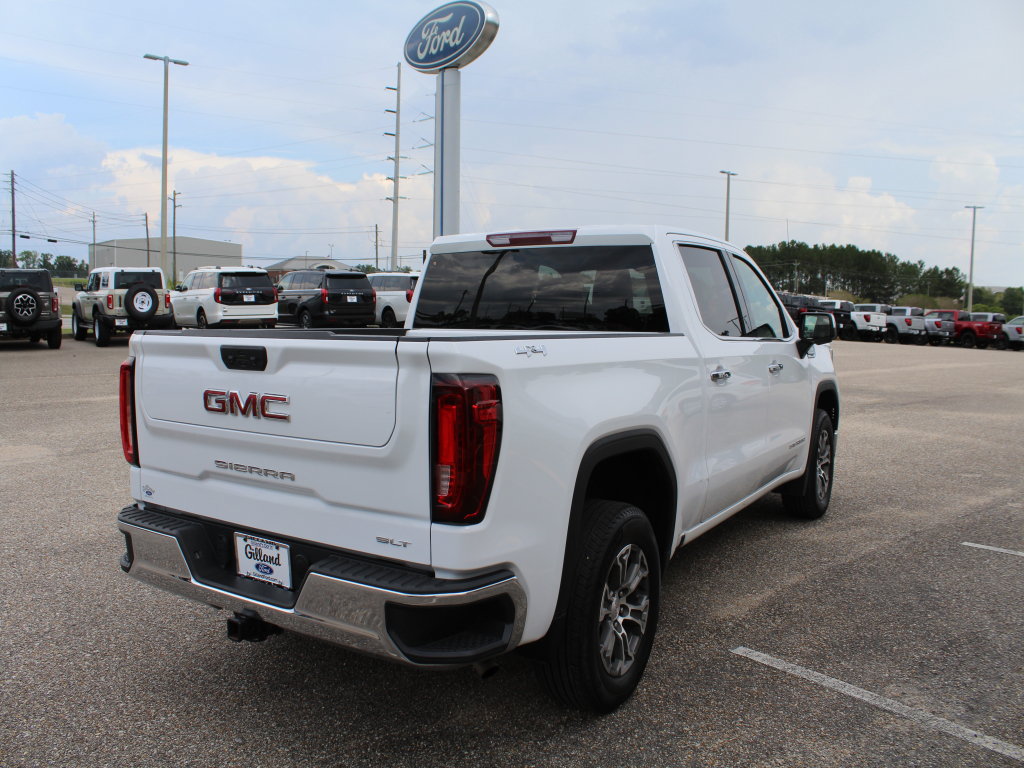 Used 2025 GMC Sierra 1500 SLT AWD/4WD image 9
