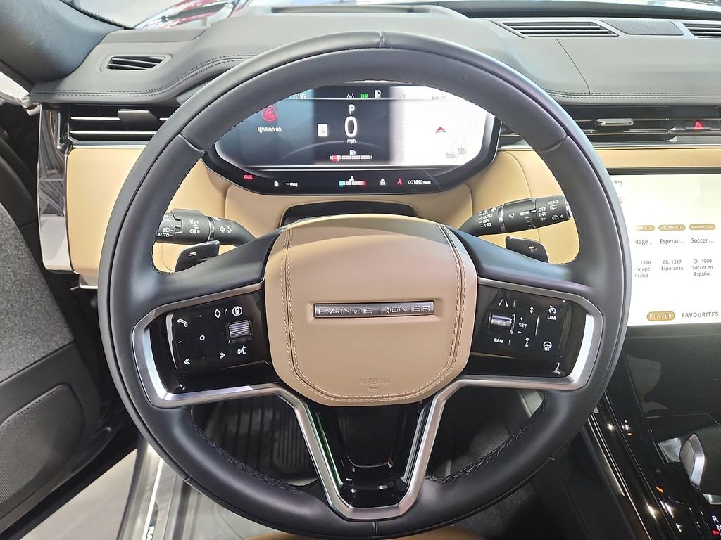 Used 2025 Land Rover Range Rover Sport SE AWD/4WD image 19
