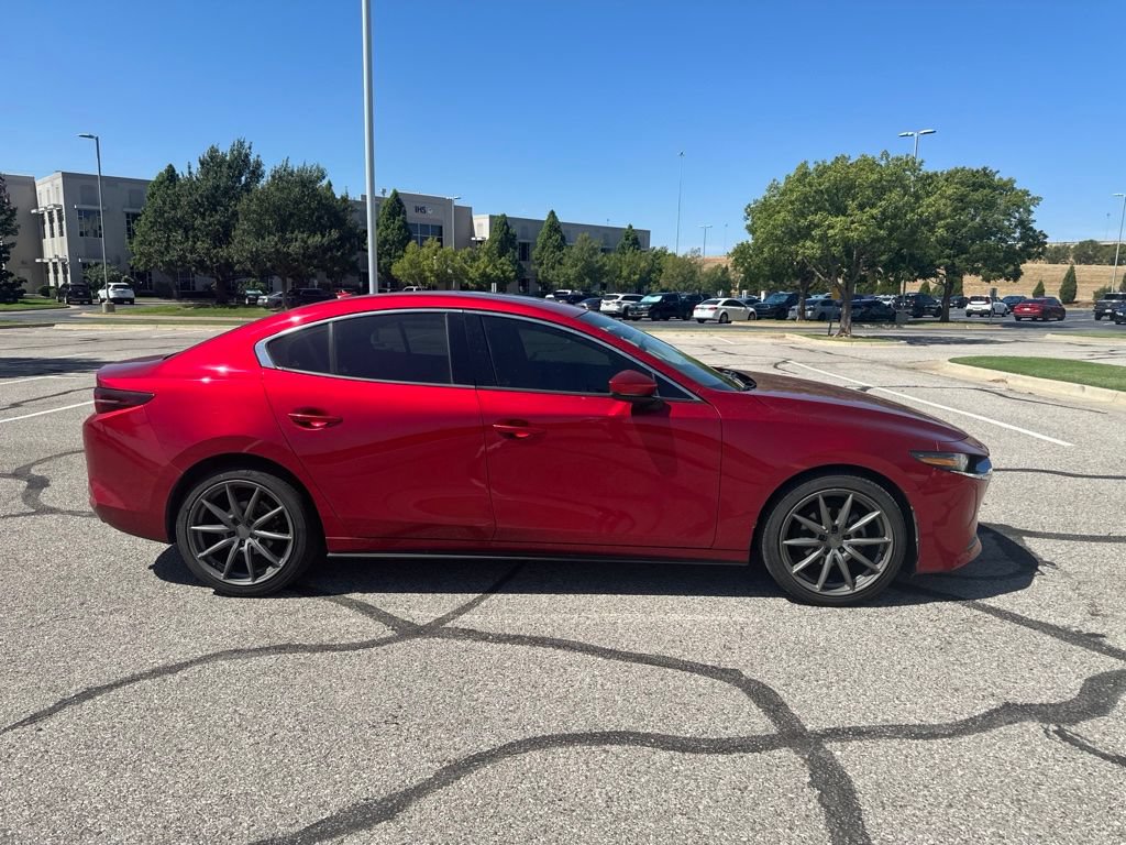 Used 2019 MAZDA MAZDA3 Sedan w/ Premium Package FWD image 4