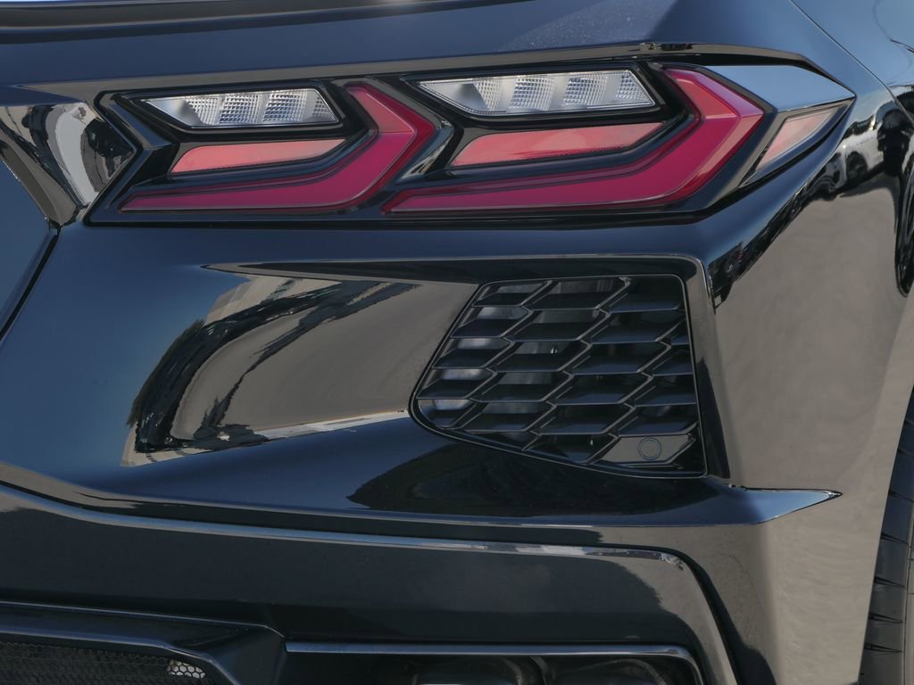 Used 2025 Chevrolet Corvette Stingray Coupe w/ 1LT image 5