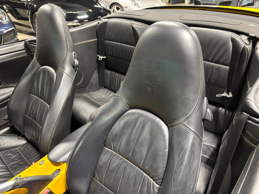 Used 2004 Porsche 911 Carrera 4S AWD/4WD image 10