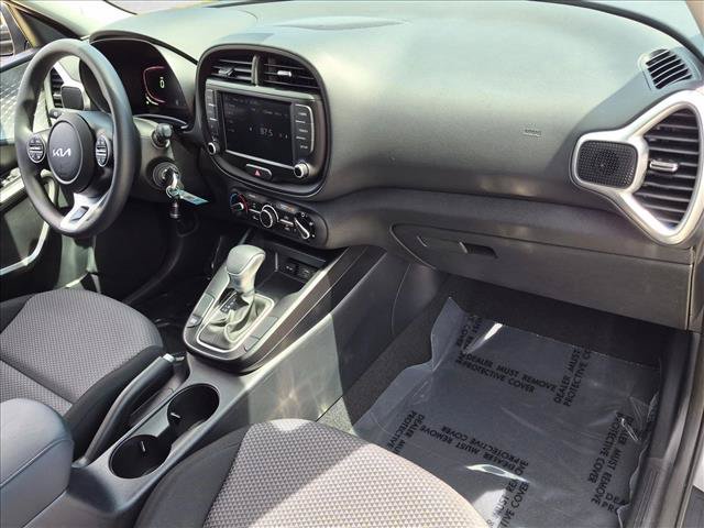 Used 2024 Kia Soul LX w/ Option Group 015 FWD image 20