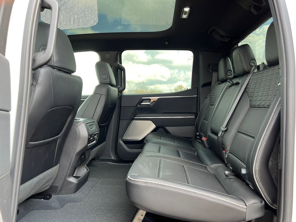 New 2025 GMC Sierra EV Denali image 5