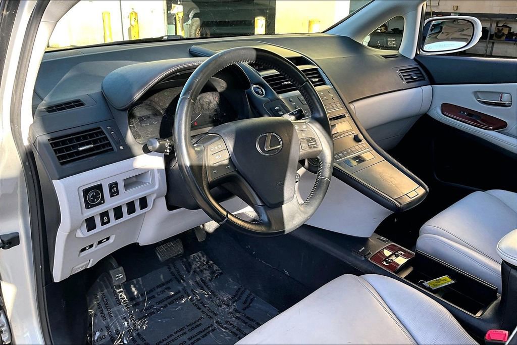 Used 2012 Lexus HS 250h image 16
