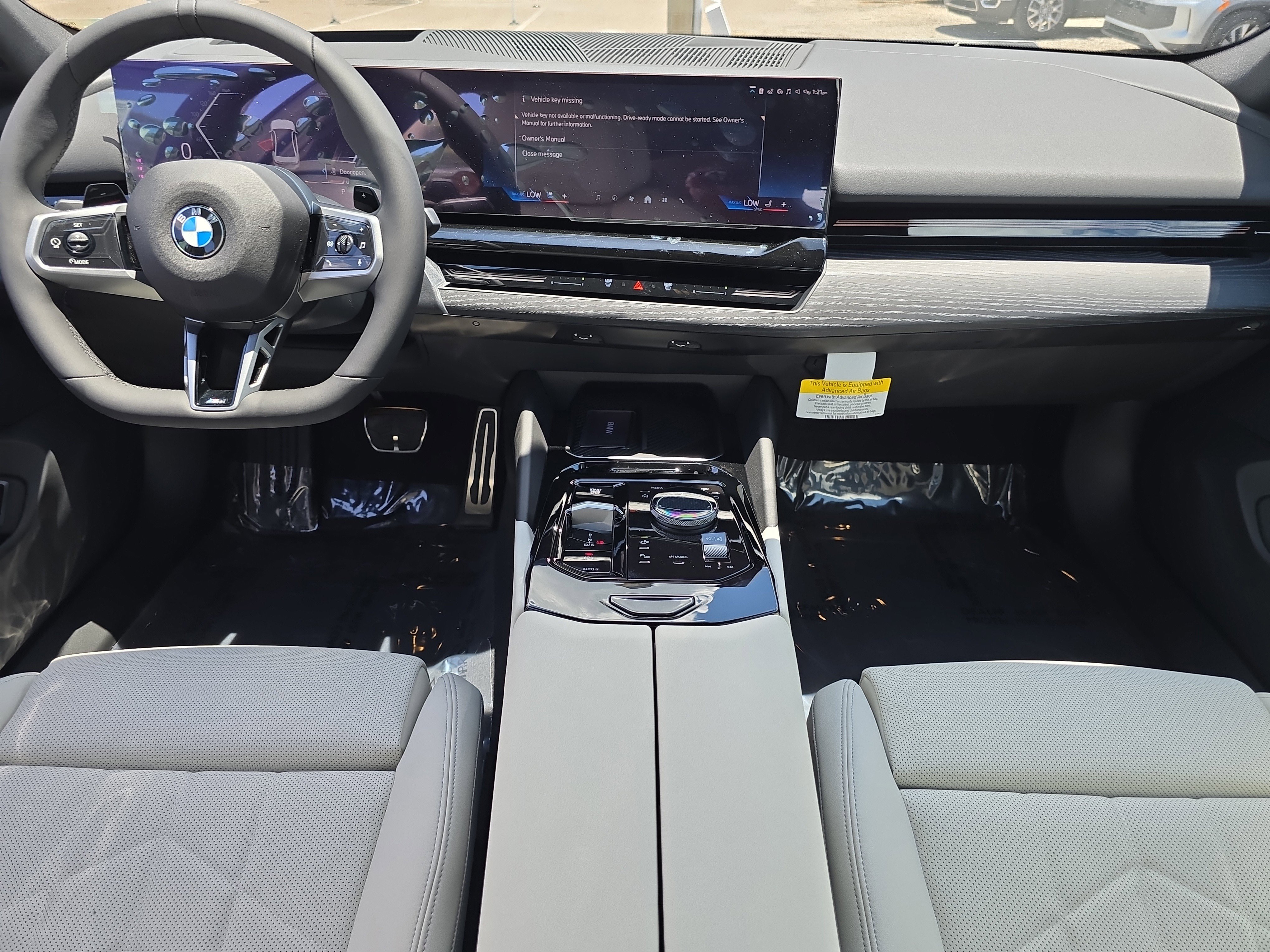 New 2026 BMW 530i xDrive w/ M Sport Package image 12