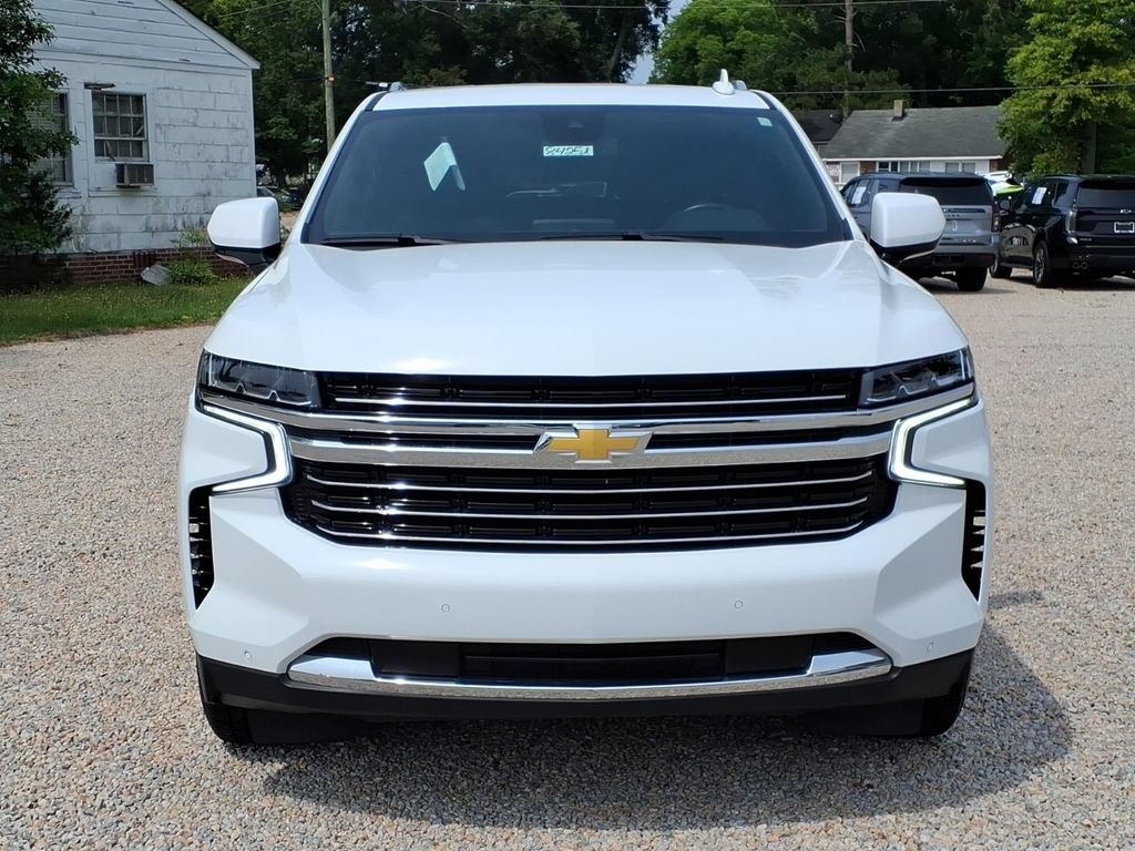 Used 2024 Chevrolet Tahoe LT RWD image 2