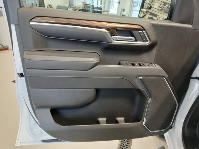 Certified 2025 GMC Sierra 1500 Elevation image 11